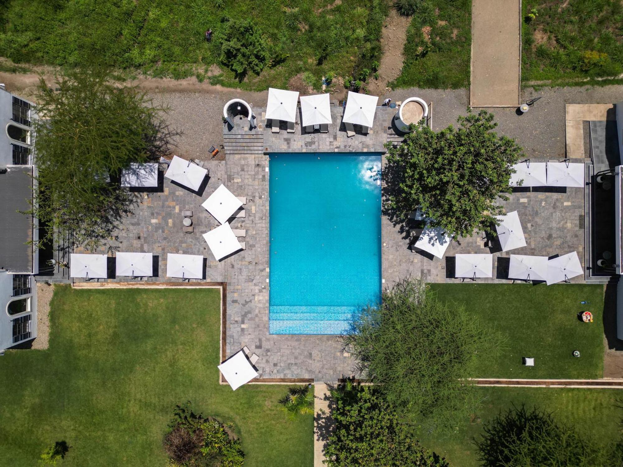 Kili Seasons Hotel Arusha Buitenkant foto