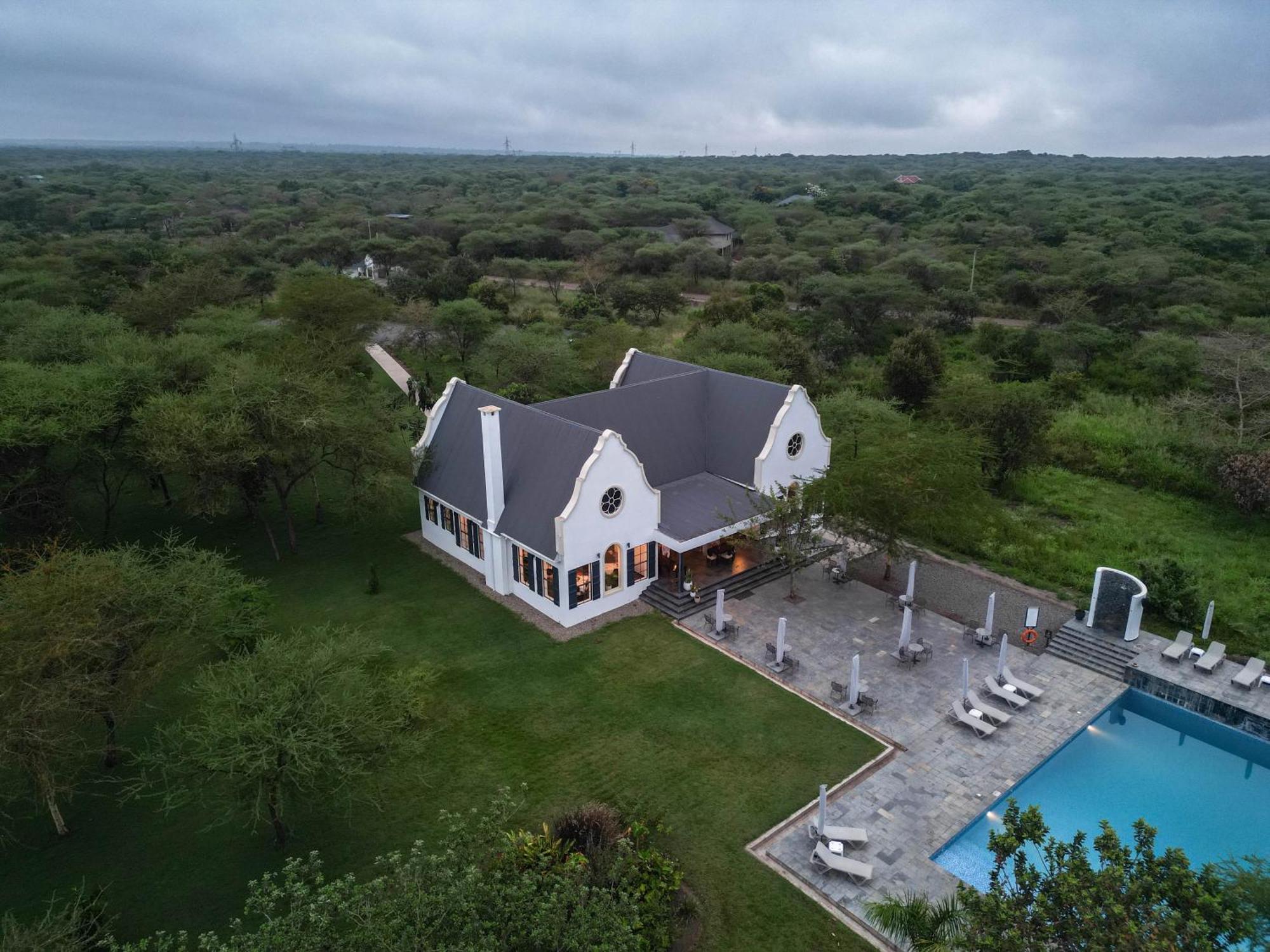 Kili Seasons Hotel Arusha Buitenkant foto