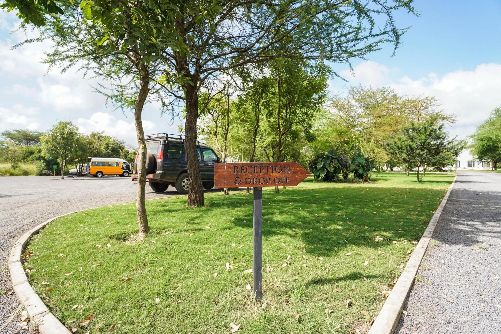 Kili Seasons Hotel Arusha Buitenkant foto