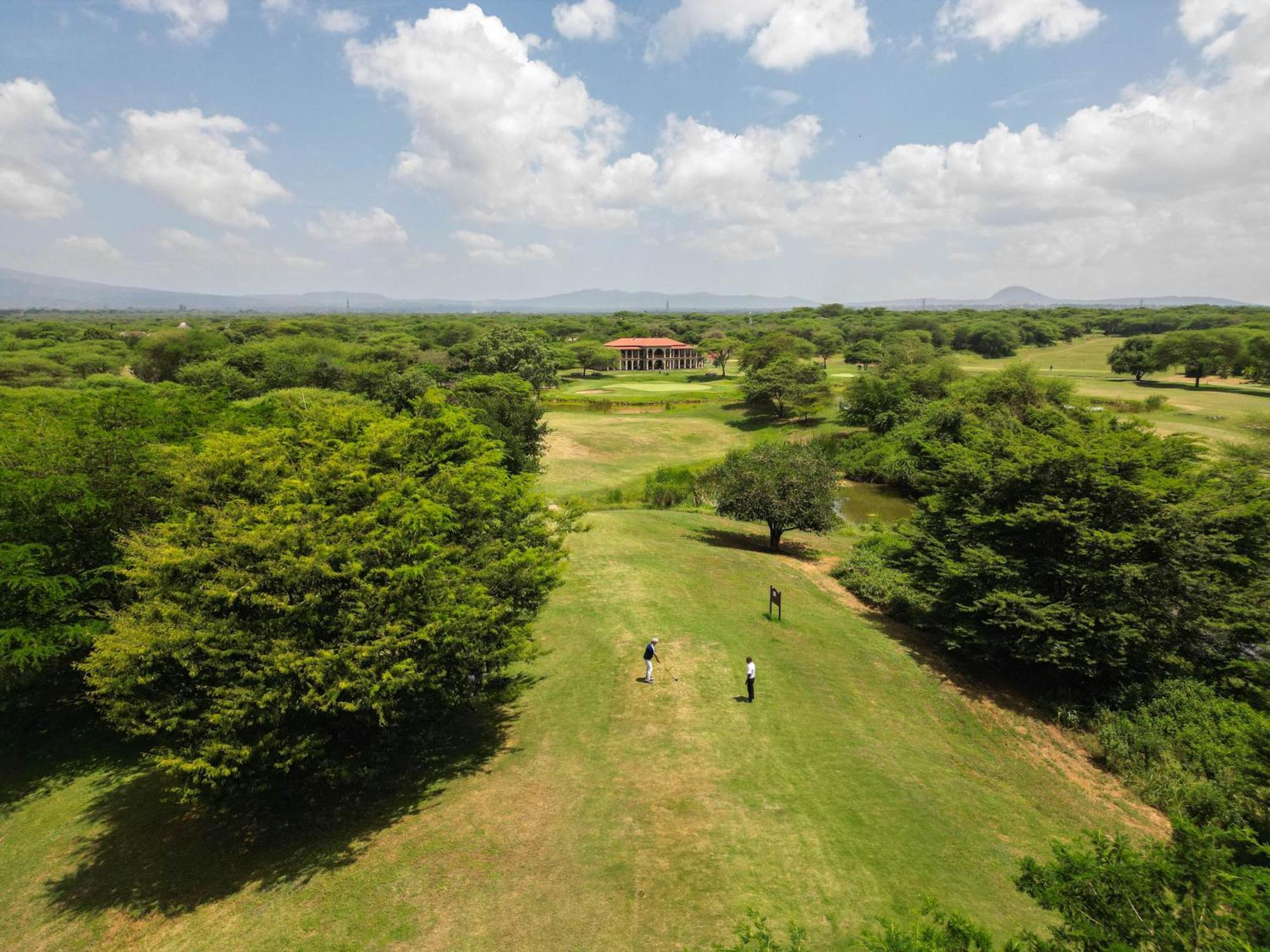 Kili Seasons Hotel Arusha Buitenkant foto
